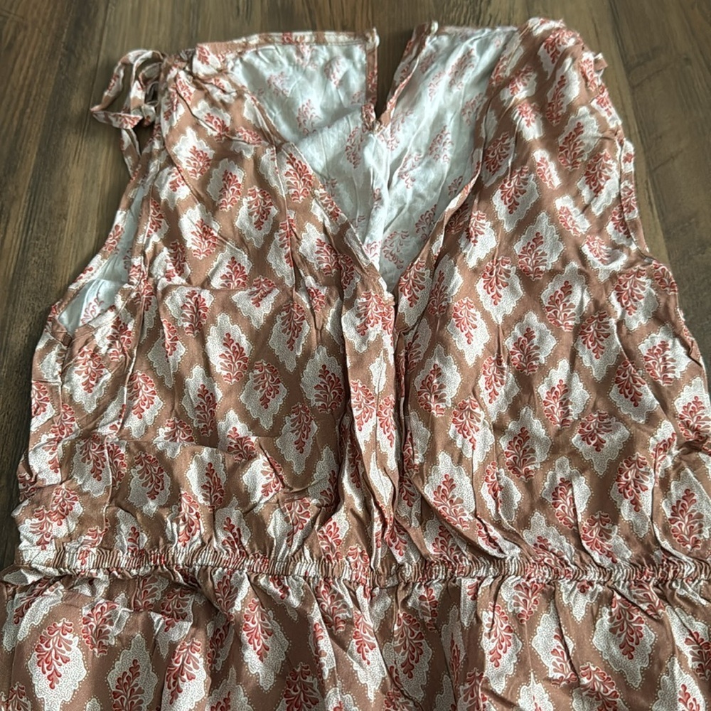 CUPSHE Diamond Ditsy Wide Leg Jumpsuit Size Med - Picture 1 of 6